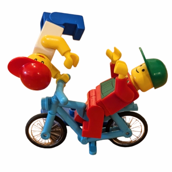 LEGO rare mini figs Skateboard/Longboard & Bicycle riders bundle - Picture 5 of 16